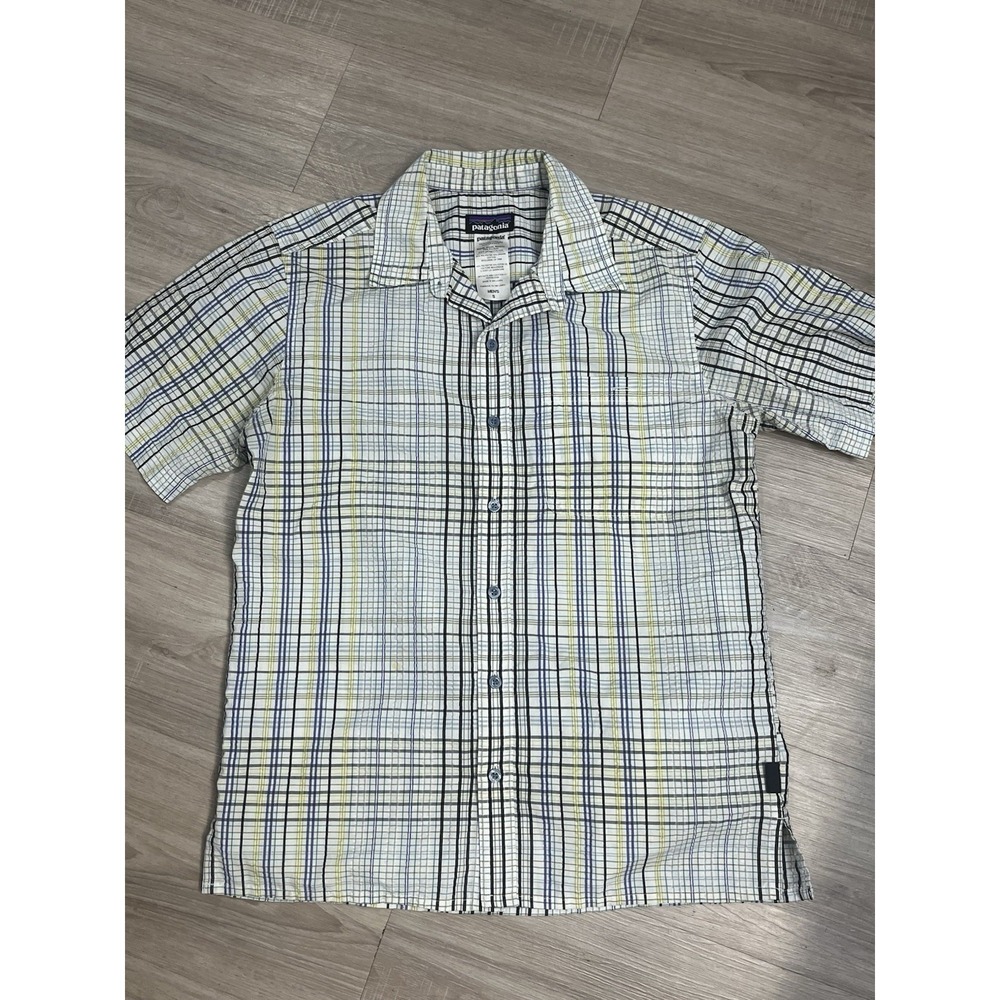 Patagonia Shirt Mens‎ Small Checkered Pockets Short Sleeve Button-Up Outdoor